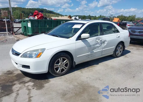 2007 Honda Accord 2.4 Ex z USA, uszkodzony, nr VIN 1HGCM56887A021079